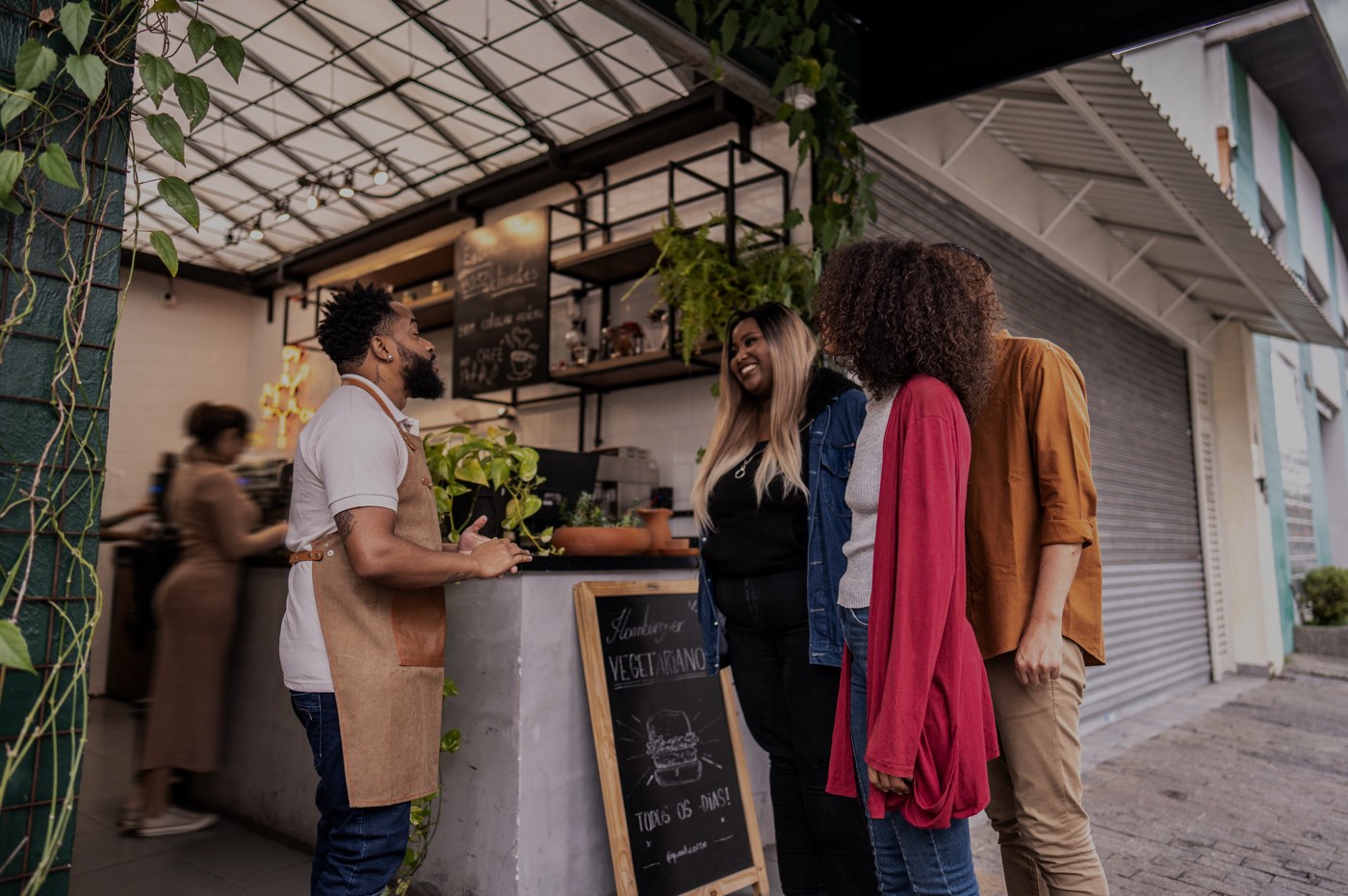 Why Restaurants Need Loyal Customers background